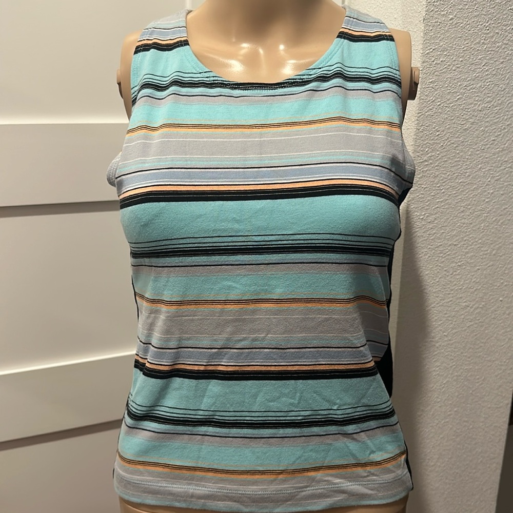 Danskin Top Size L